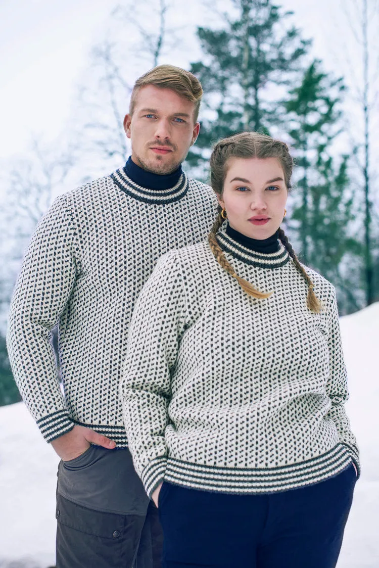 Authentic Woollen Jumper - Norlender Island Norwegian Sweater