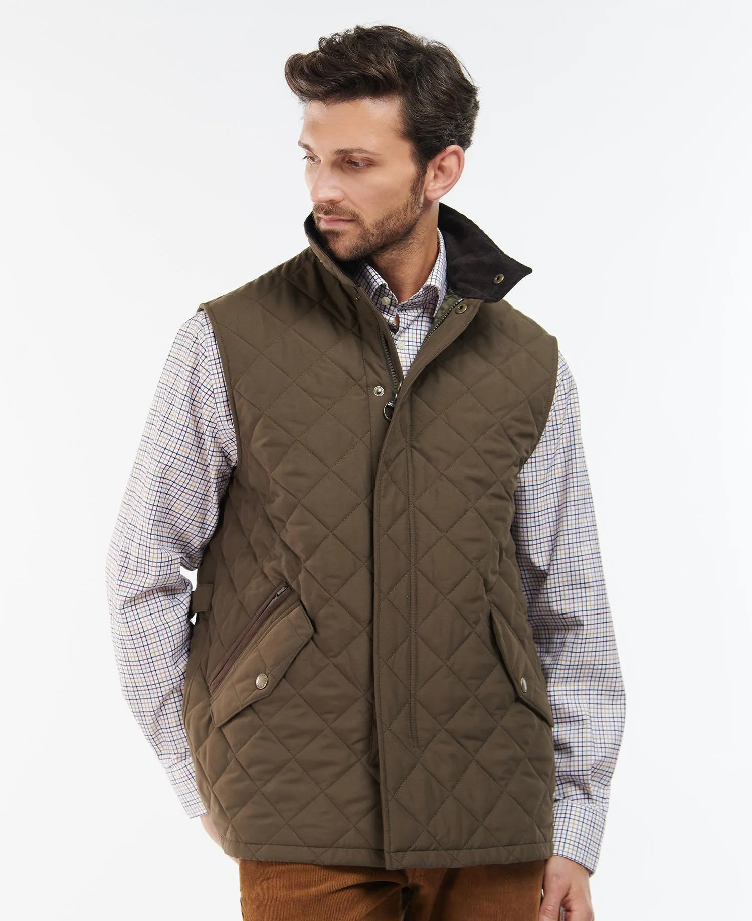 Barbour Shoveler Gilet can be rewritten as Barbour Gilet for Men for better Google search engine optimization (SEO).