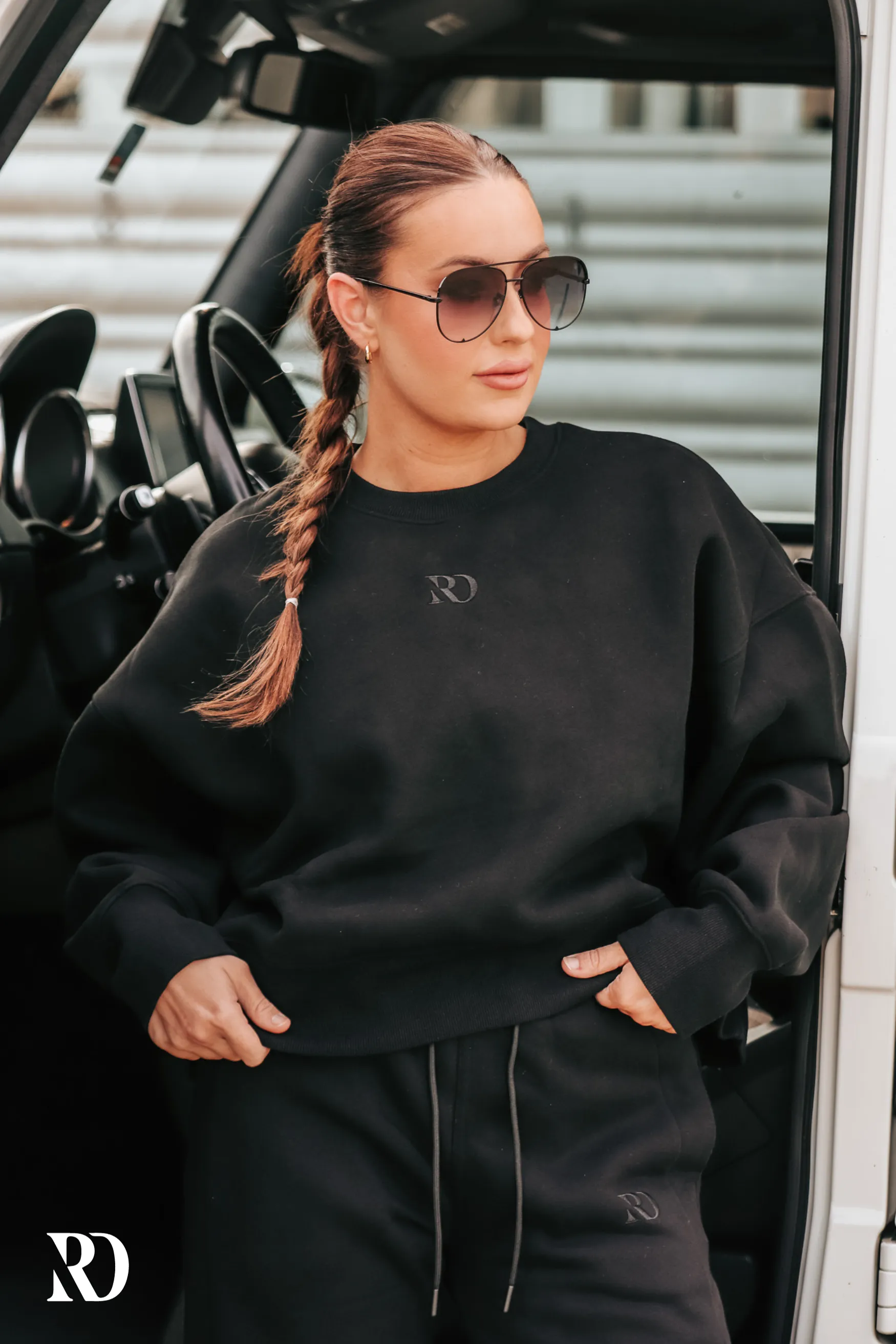 Black Warmup Pullover | RD Essentials