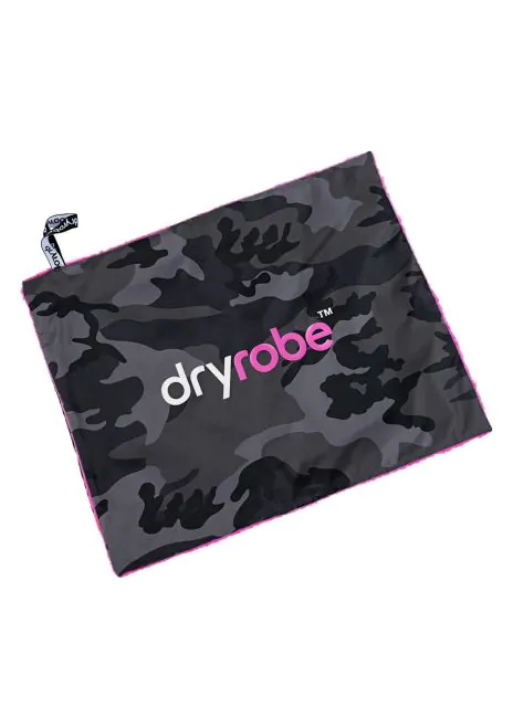 Dryrobe Fluffy Cushion Cover Black Camo