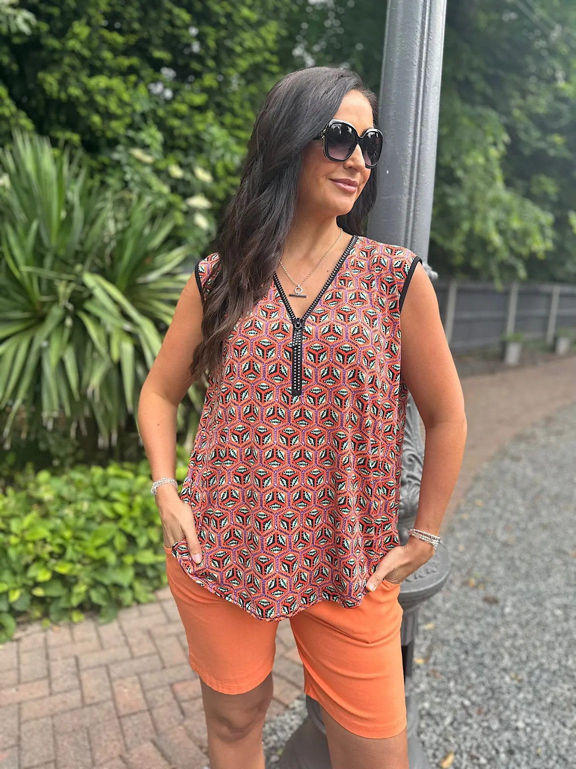 Hexagonal Patterned Zip Vest Top Cassie - Orange