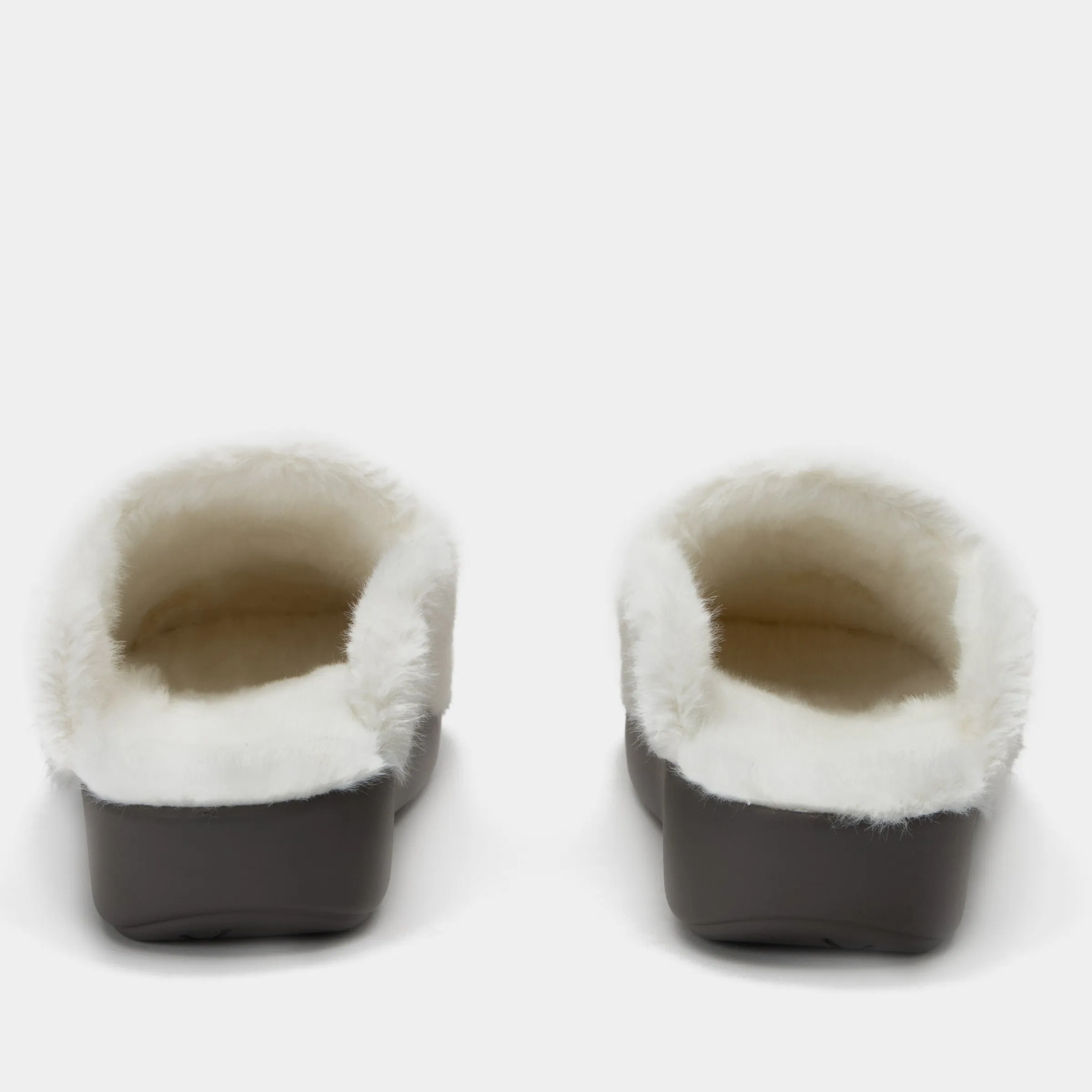 Leisurelee Slipper - White Slipper