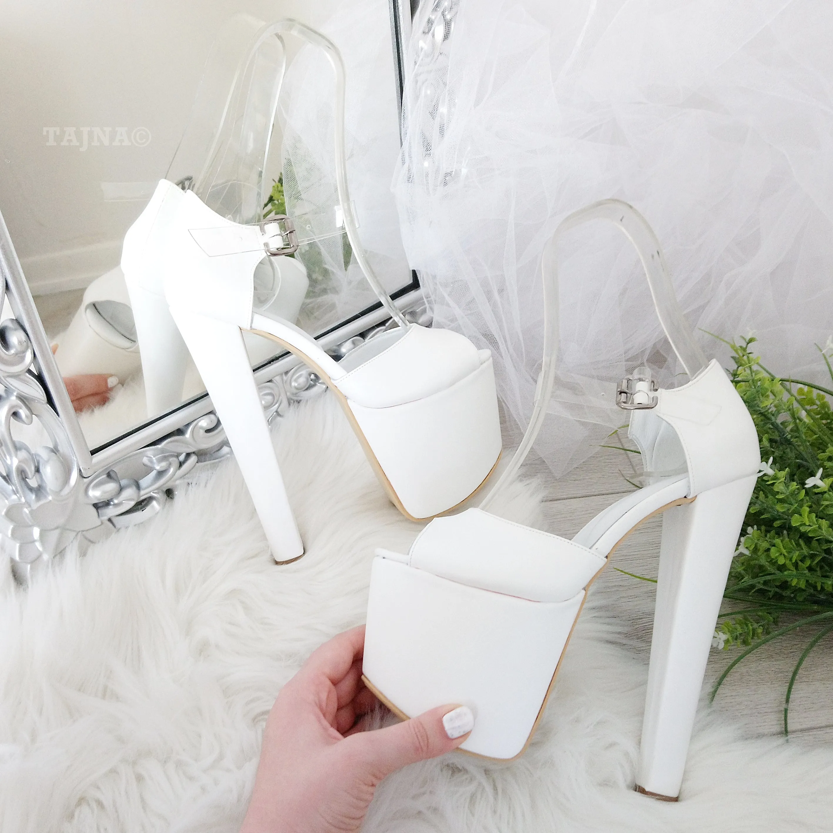 Transparent lace wedding shoes with high heel platform