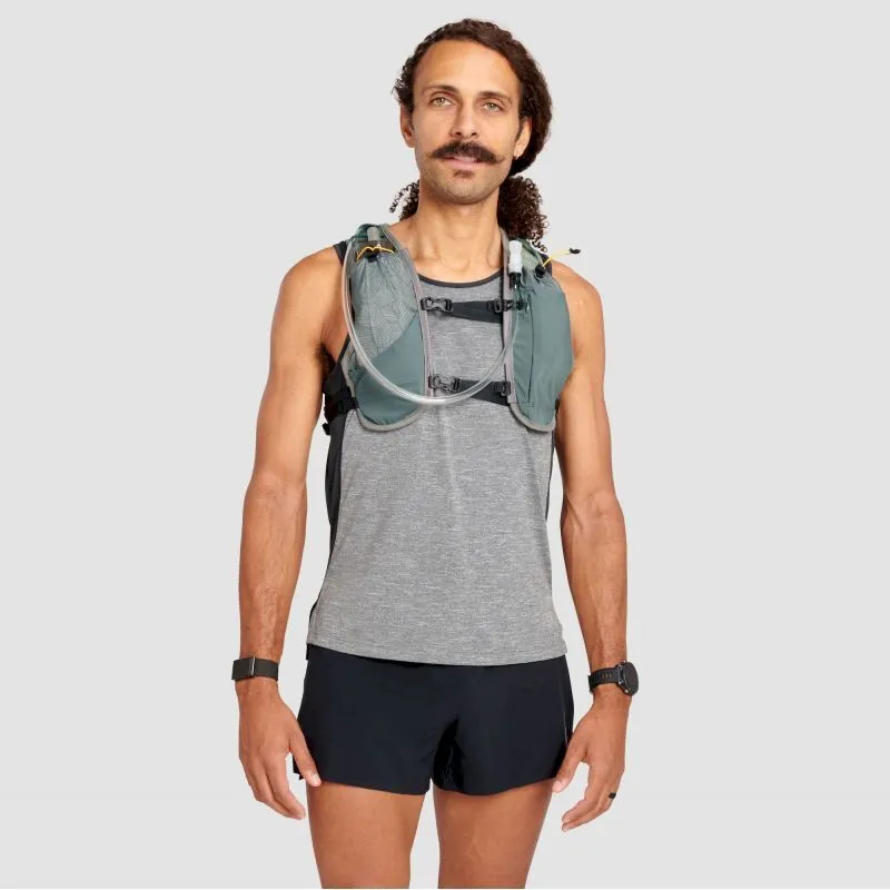 Ultimate Direction Highland Vest - Trail Running Backpack