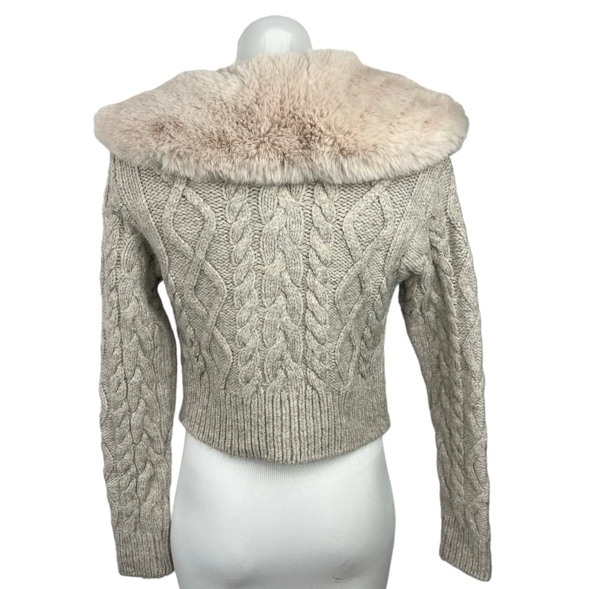 ZARA Gray Faux Fur Collar Cable Knit Long Sleeve Cropped Cardigan Sweater Sz S